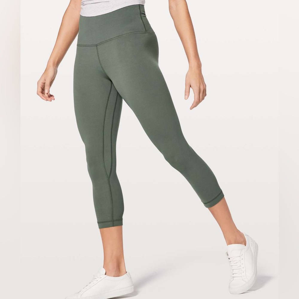 Align Crop Leggings in Dark Forest